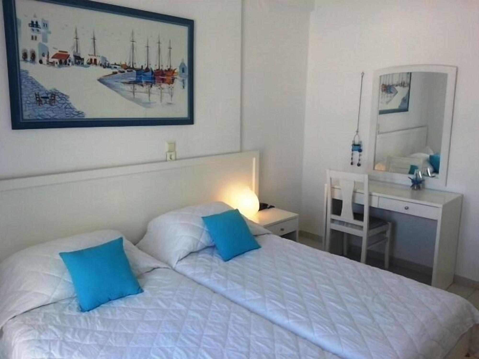 Hotel Marinero Náousa Buitenkant foto